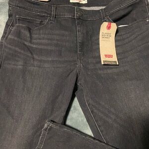 Levi's Women’s Classic Mid-Rise Skinny Jeans